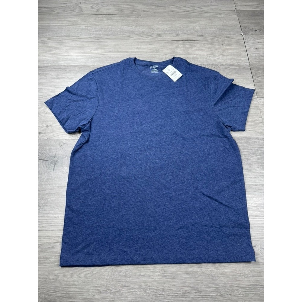 J Crew Shirt Mens Medium Blue Washed Crew Neck Pocket Casual Preppy